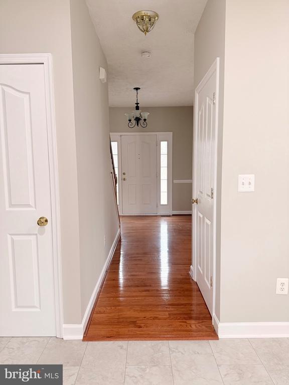 Building Photo - 4116 Derbyshire Ln