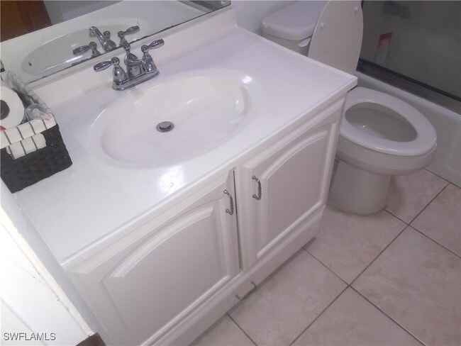 Building Photo - 536 111th Ave N