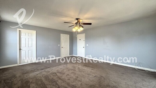 Building Photo - 14945 Flathead Rd