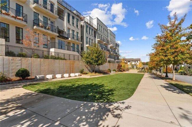 Building Photo - 1272 Longreen Ter NW