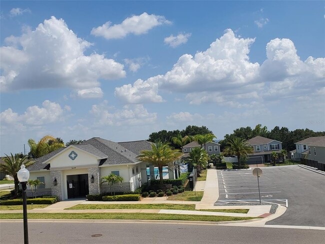 Building Photo - 3444 Grassy Lake View Ave