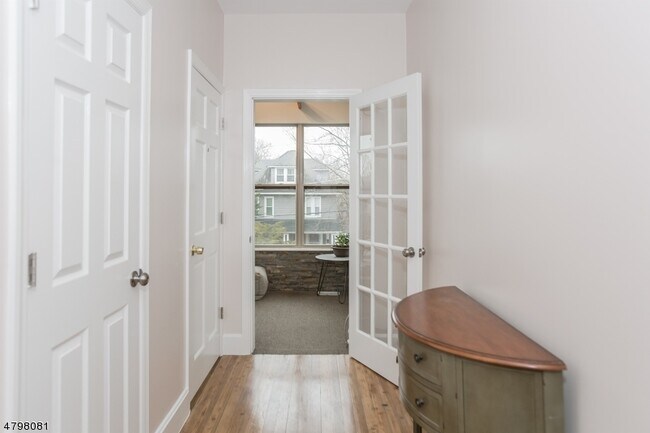 Building Photo - 36 N Willow St