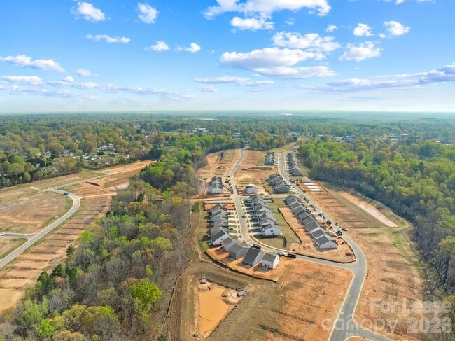 Building Photo - 544 Sand Dunes Dr