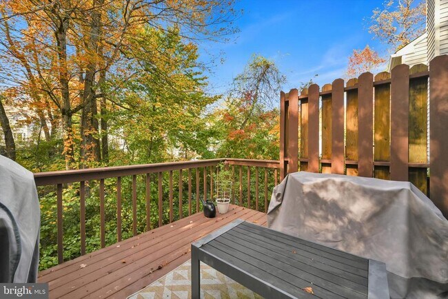 Building Photo - 106 Brookside Dr