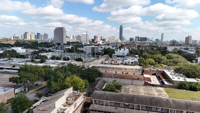 Building Photo - 6019 Winsome Ln