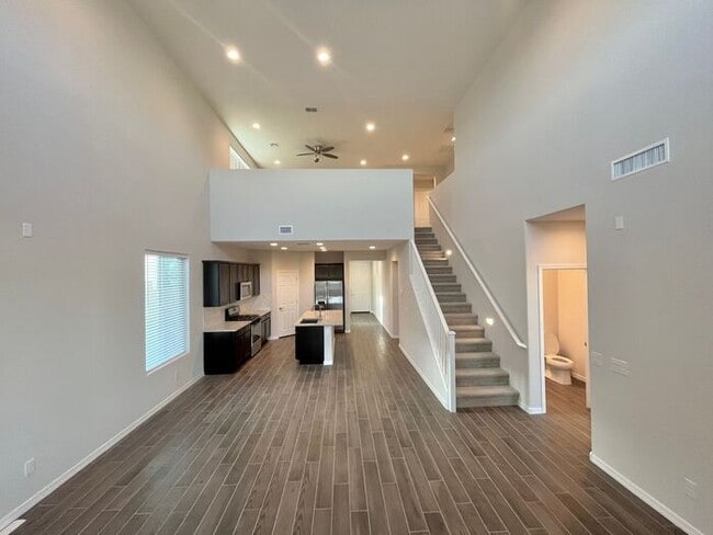 Building Photo - MOVE IN SPECIALS!! 2 Master Suites Open Ceiling Modern Home for RENT!