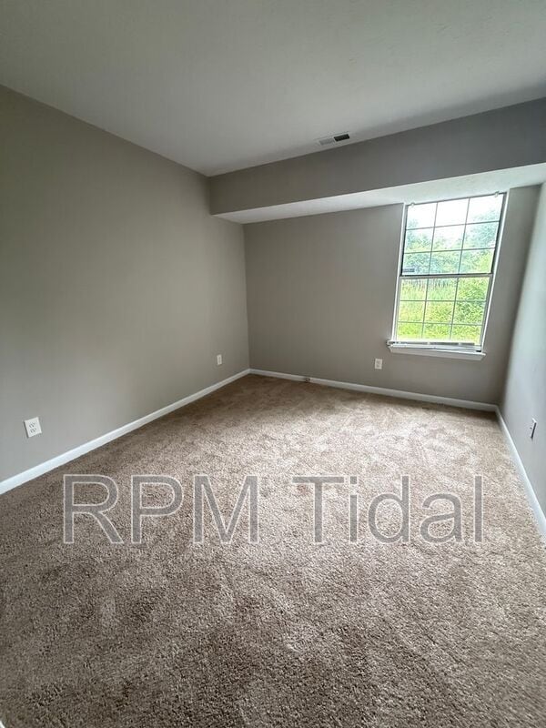 Building Photo - 70 Riverchase Dr