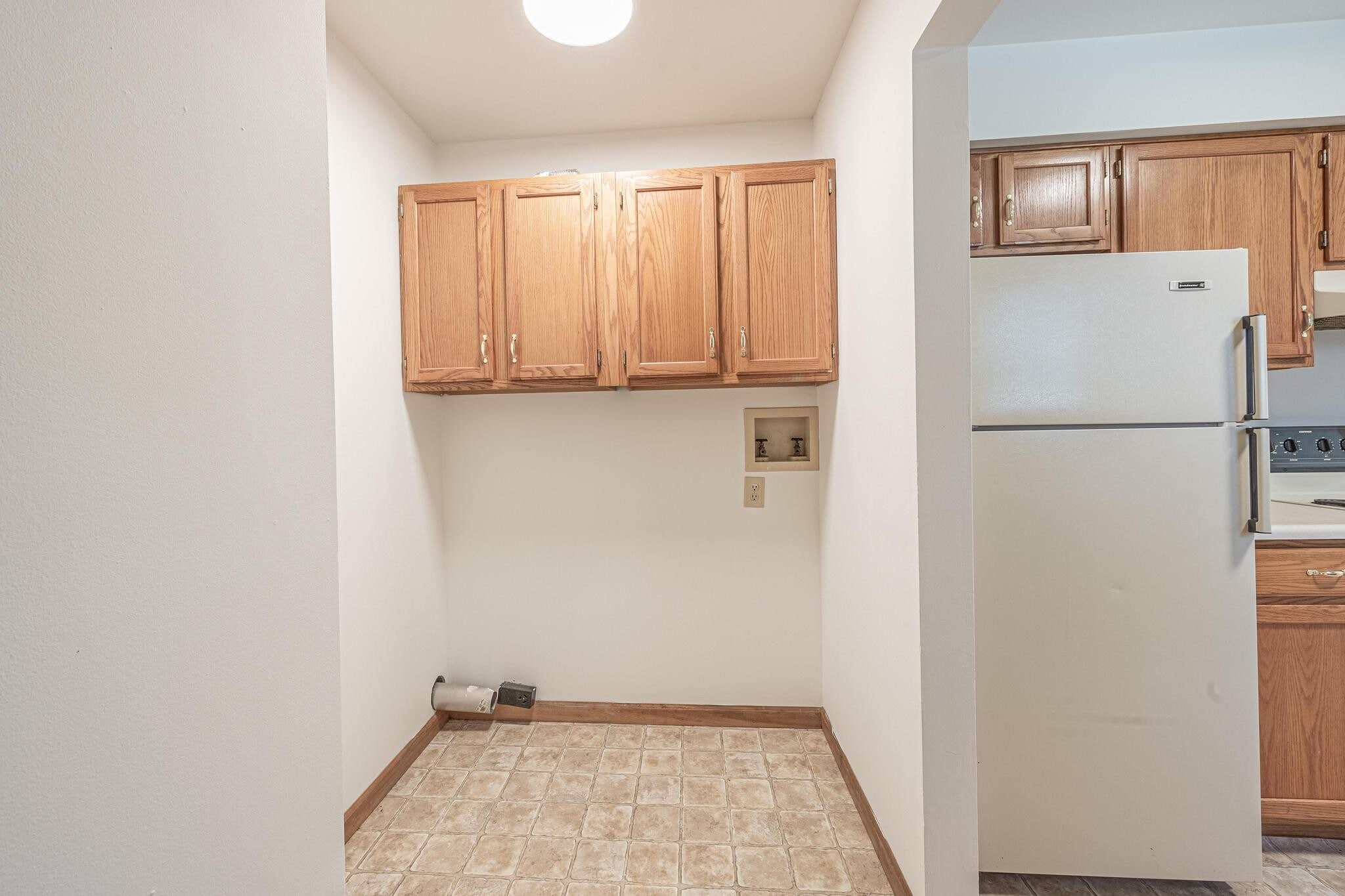 Building Photo - 552 Rumbach Ave