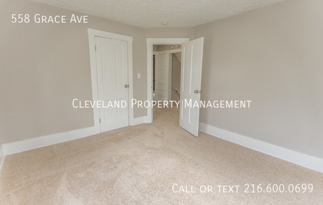 Building Photo - 558 Grace Ave