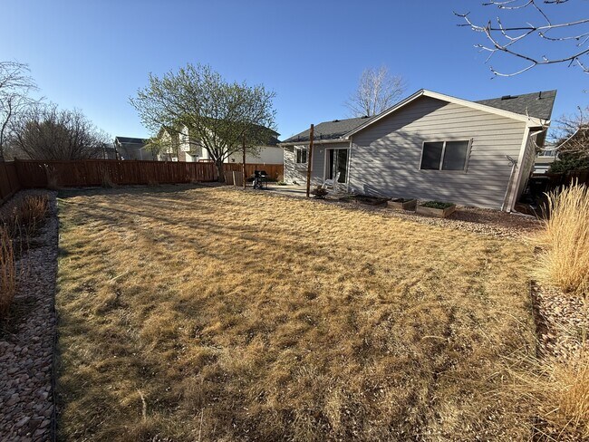 Building Photo - 7226 W 20th St Ln