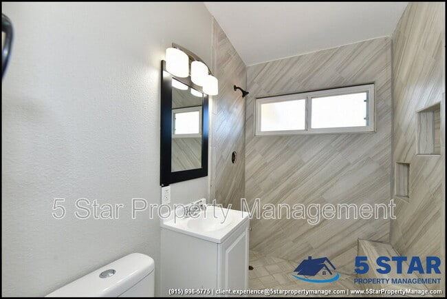 Building Photo - 9143 Matterhorn Dr