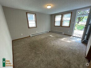 Building Photo - 2 Bedroom Home in Osseo