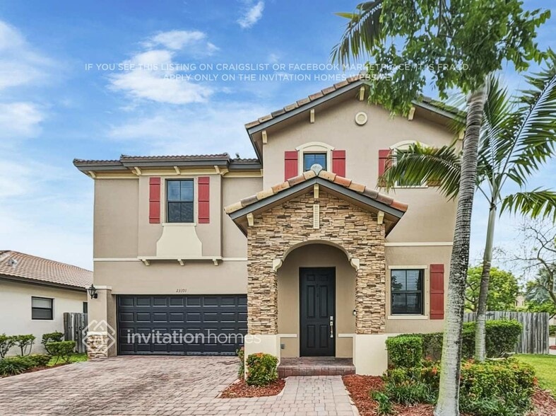 Building Photo - 23391 SW 118 Ave