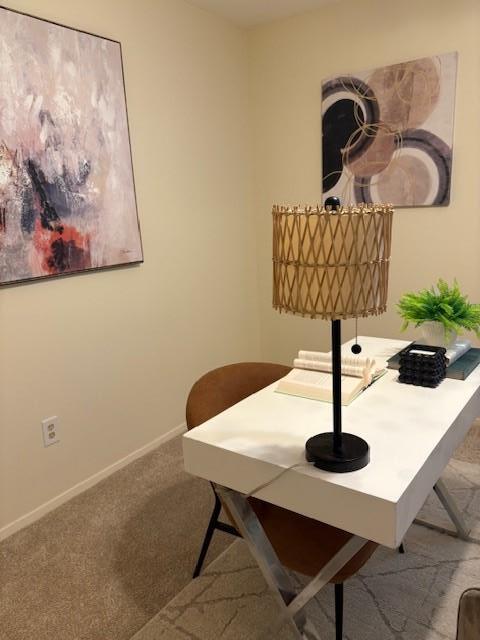 Building Photo - 6910 Hart Ln