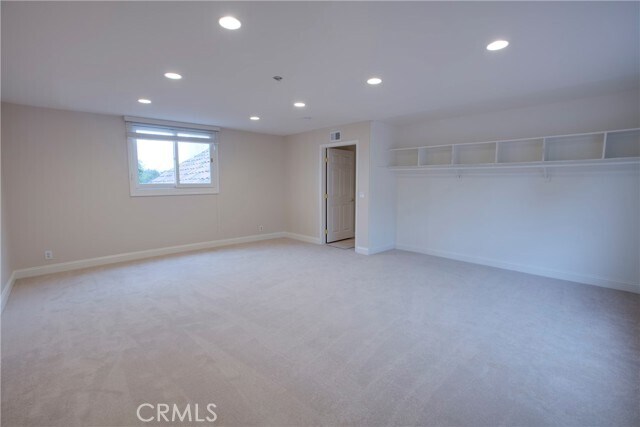 Building Photo - 26081 Via Viento