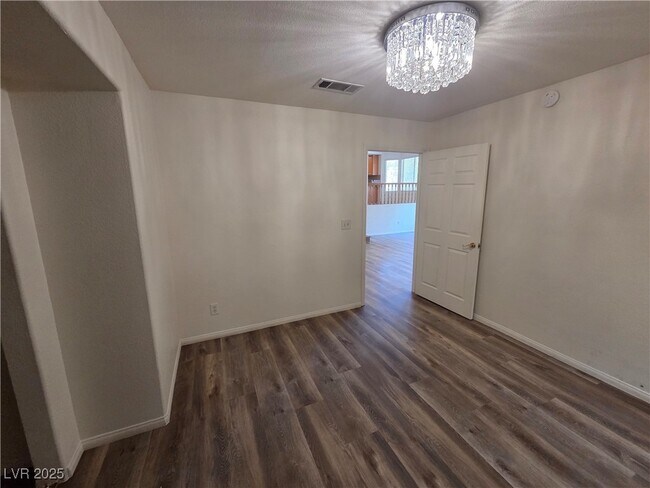 Building Photo - 8204 Tivoli Cove Dr