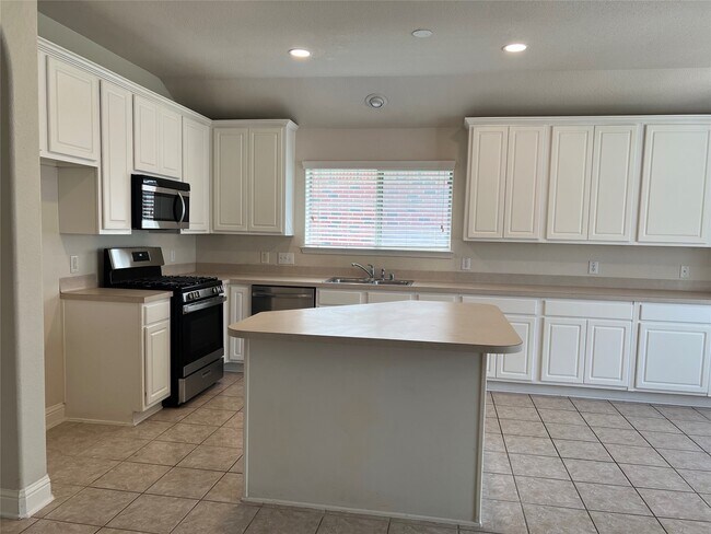 Building Photo - 2234 Tremont Trail Ln