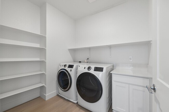 Building Photo - 465 Prosecco Wy