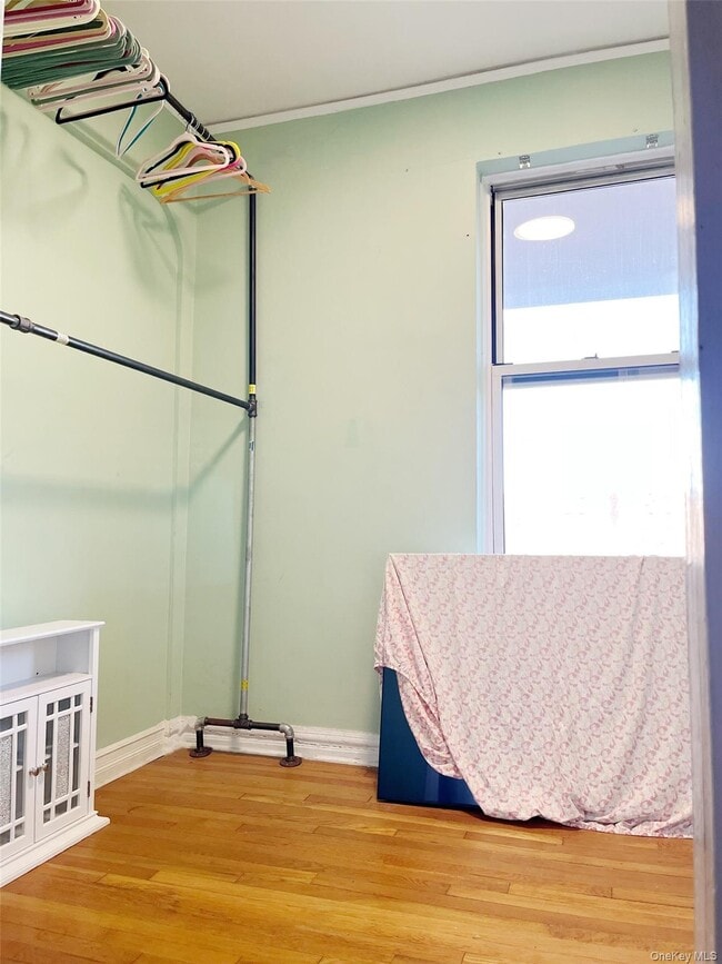 Building Photo - 75-40 Austin St