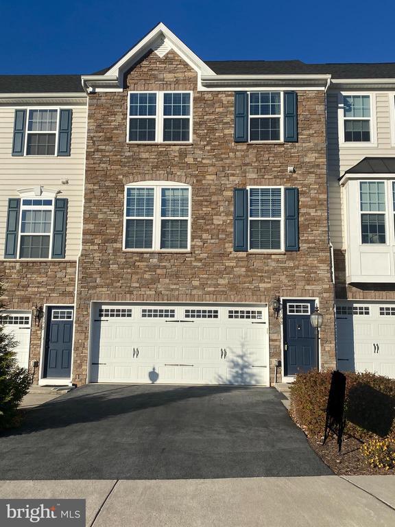 Primary Photo - 168 Trout Lily Dr