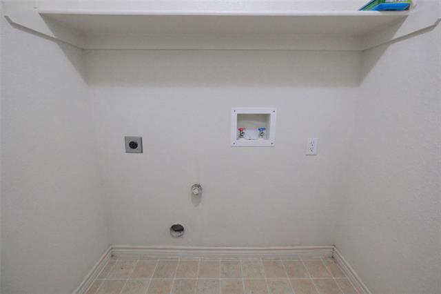 Building Photo - 1021 N Rhea Dr