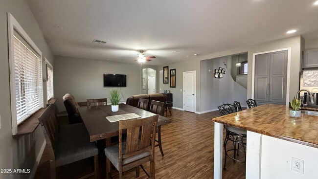 Building Photo - 3552 N Excalibur Pl