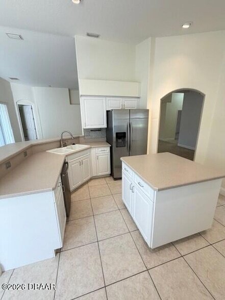 Building Photo - 1459 Areca Palm Dr