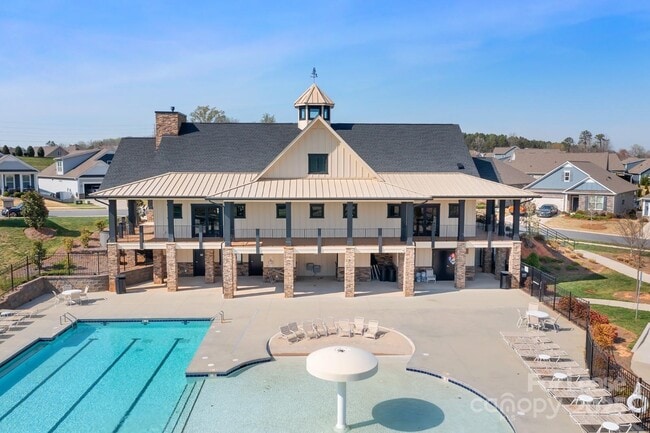 Building Photo - 5058 Antebellum Dr