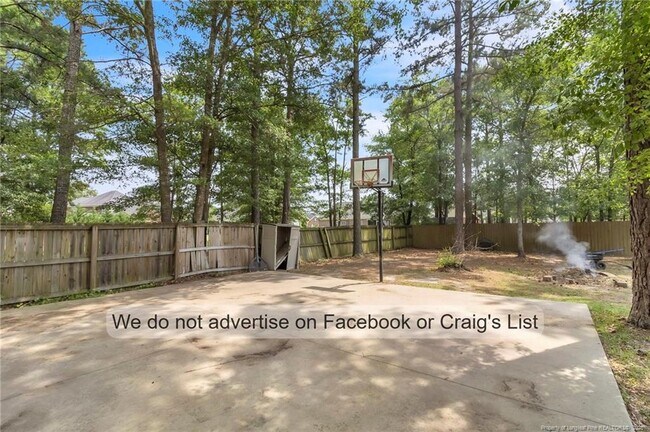 Building Photo - 7048 Mariners Landing Drive