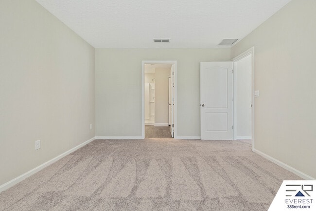 Building Photo - 5 Birchfield Pl