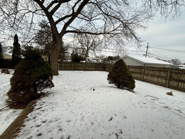 Building Photo - 1426 S 21st St