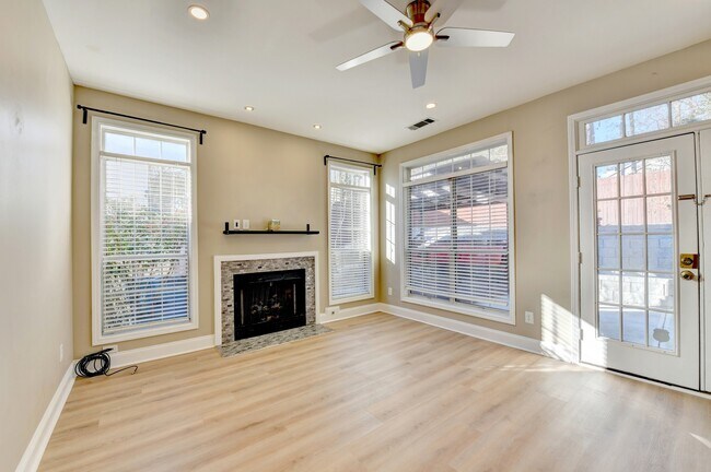 Building Photo - 12270 Osprey Dr