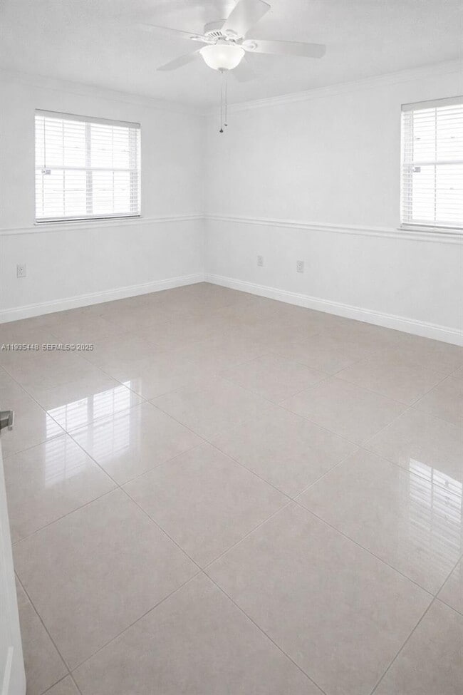 Building Photo - 14964 SW 32nd Terrace