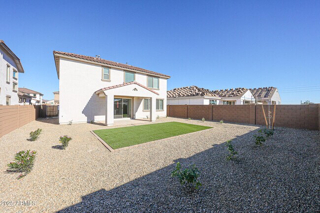 Building Photo - 14759 W Cottontail Ln