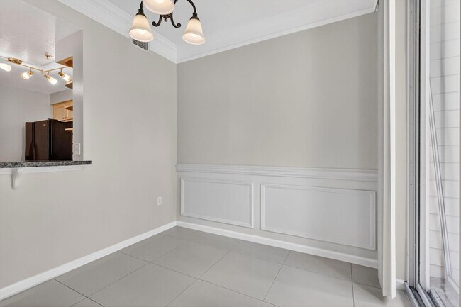 Building Photo - 175 Galicia Way