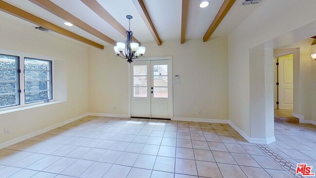 Building Photo - 3920 Van Noord Ave