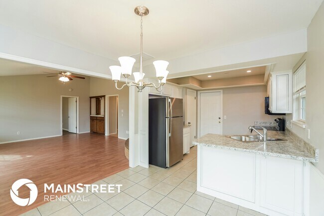 Building Photo - 13300 Marsh Ln