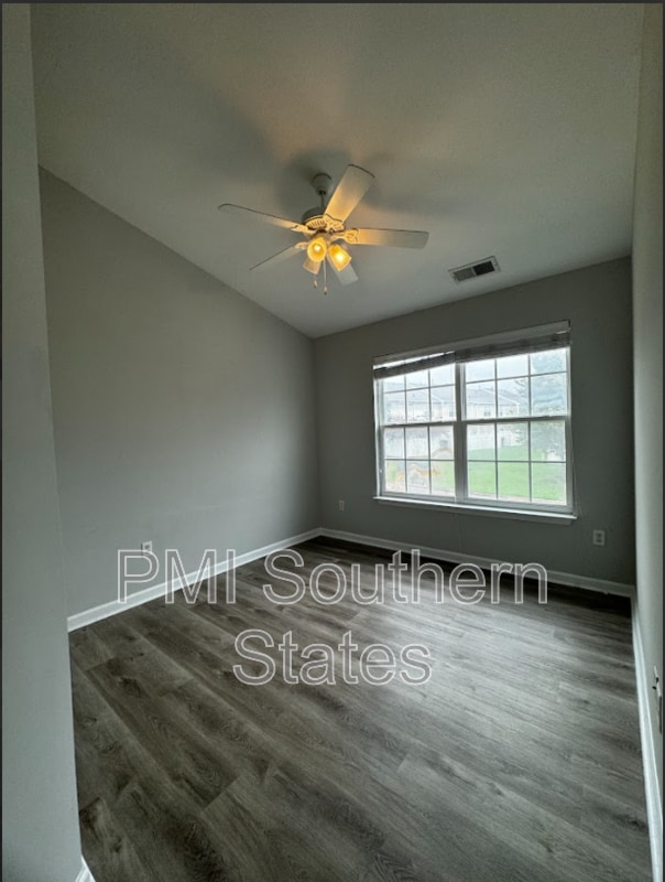 Building Photo - 118 Xander Dr