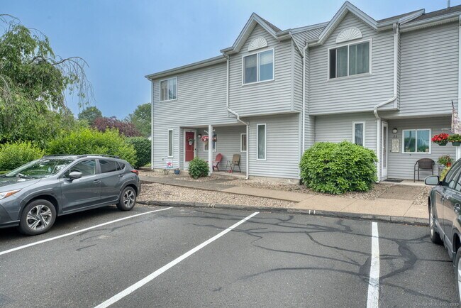 Building Photo - 155 Redstone Hl Rd
