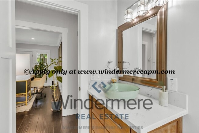 Building Photo - Timeless Modern Luxury 3 bedroom in one of...