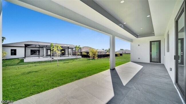 Building Photo - 1521 NW 37th Ave