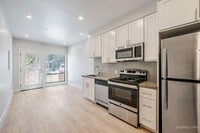 Building Photo - 80 Terra Vista Ave