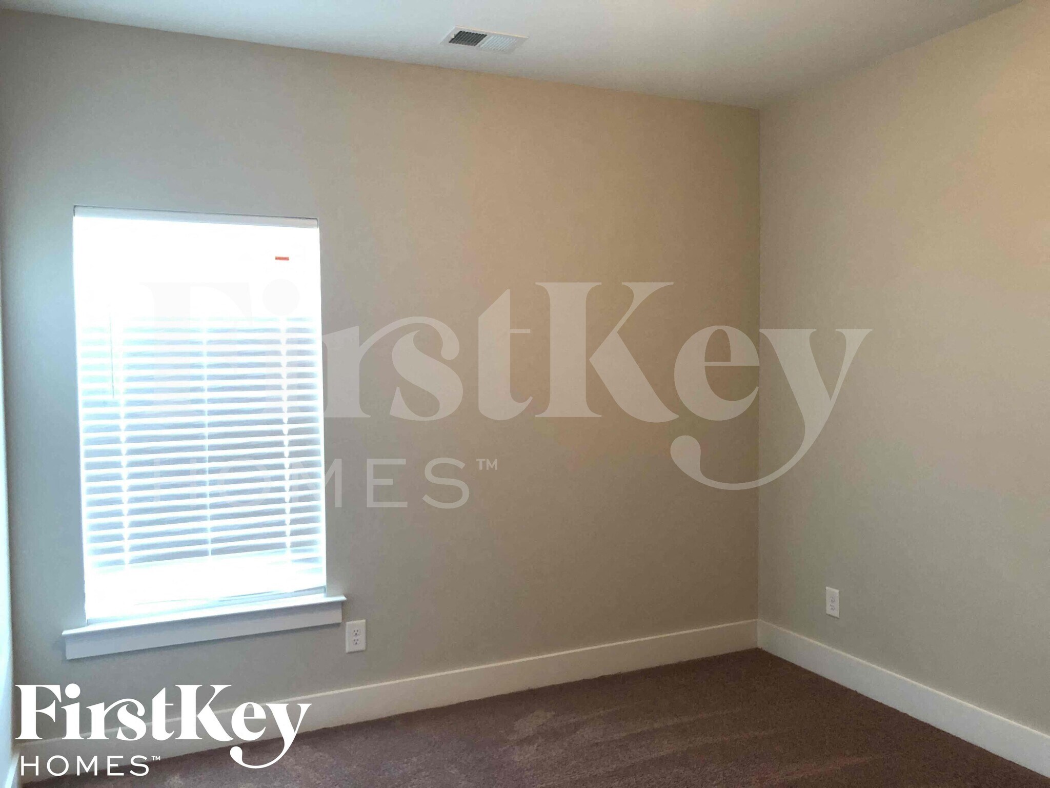 Building Photo - 269 Union Station Dr