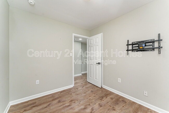 Building Photo - 13566 Princedale Dr