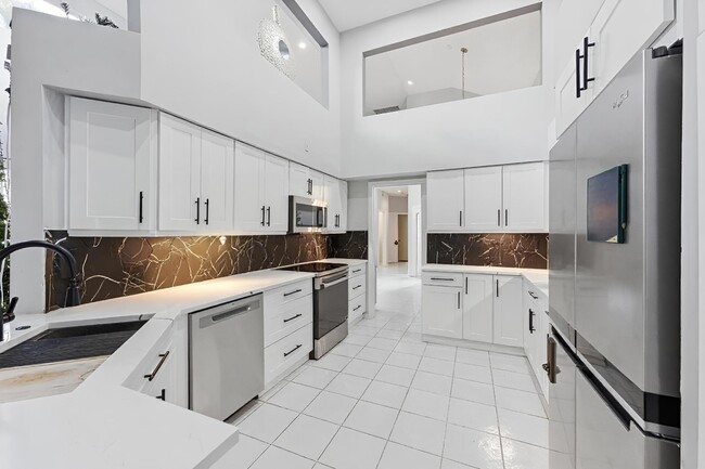 Building Photo - 2495 NW 66th Dr