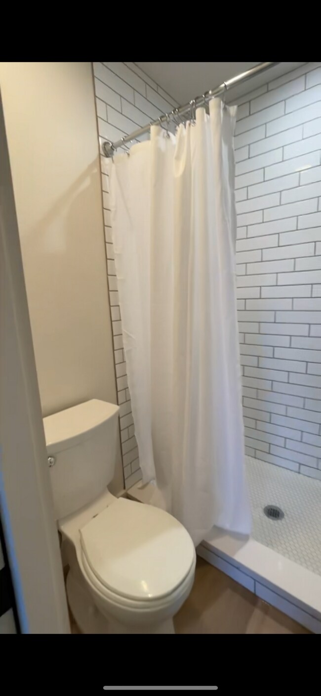 Building Photo - 500 Dandy Brush Ln W