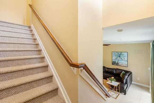 Building Photo - 3041 Ashland Ln S