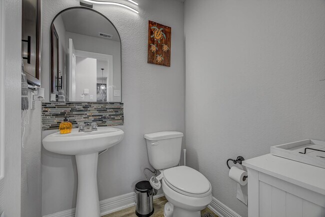 Building Photo - 2319 Gentle Breeze Ln