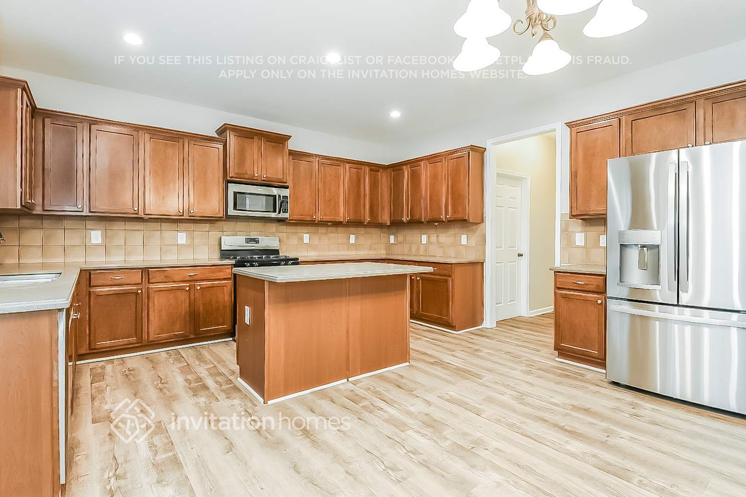 Building Photo - 499 Crestmont Ln