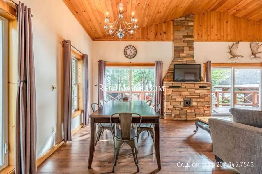 Building Photo - 10 Sand Beach Ln